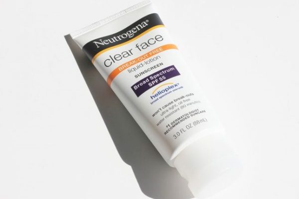 Kem chống nắng Neutrogena Clear Face