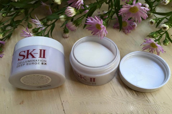 Kem dưỡng trắng da SK-ii Cellumination Deep Surge EX
