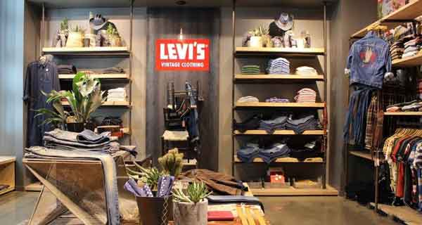 Levi’s có rất nhiều cửa hàng tại Việt Nam trải khắp cả ba miền