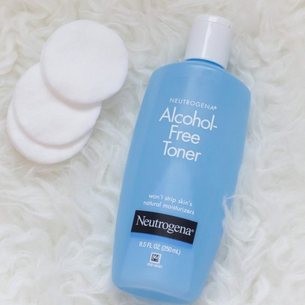 Neutrogena Acohol – Toner