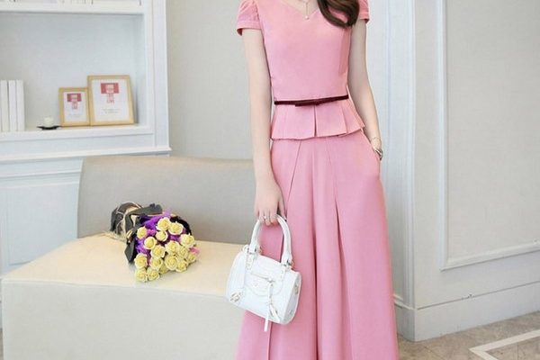 Quần culottes và áo peplum