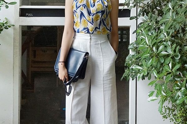 Quần culottes và áo cổ yếm