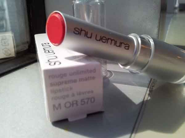 Son Shu Uemura Rouge Unlimited Supreme Matte #570 có chất son mềm và mướtĐể biết thêm thông tin xin liên hệ: 0984.570.988