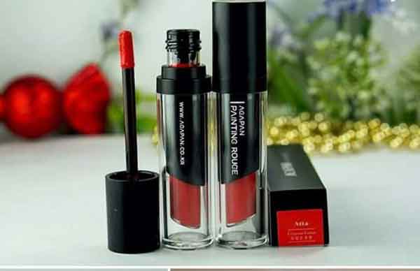Agapan Painting Rouge Blooming Red #01 với hiệu ứng neon khiến đôi môi trở nên tươi tắnĐể biết thêm thông tin xin liên hệ: 0984.570.988