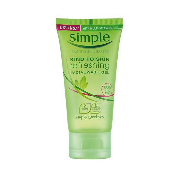 Sữa rửa mặt Simple Kind To Skin refreshing facial wash gel