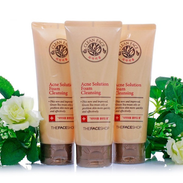 Sữa rửa mặt Acne Solution